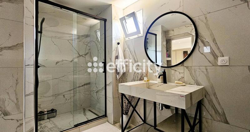 Pavillon - 156 m² - 6 pièces