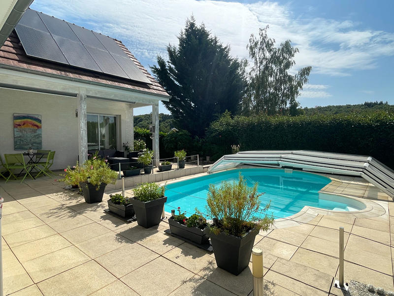 Maison - 160 m² - 8 pièces