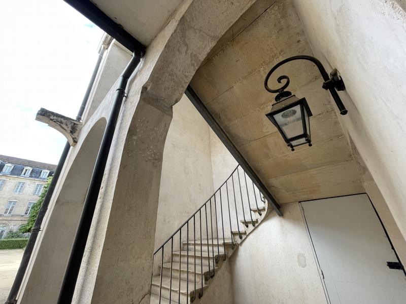 Appartement - 89 m² - 3 pièces