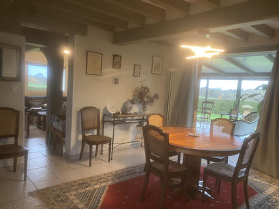 Maison - 159 m² - 6 pièces