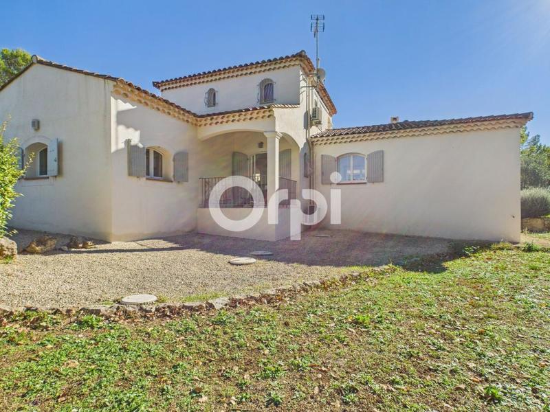 Villa - 200 m² - 6 pièces