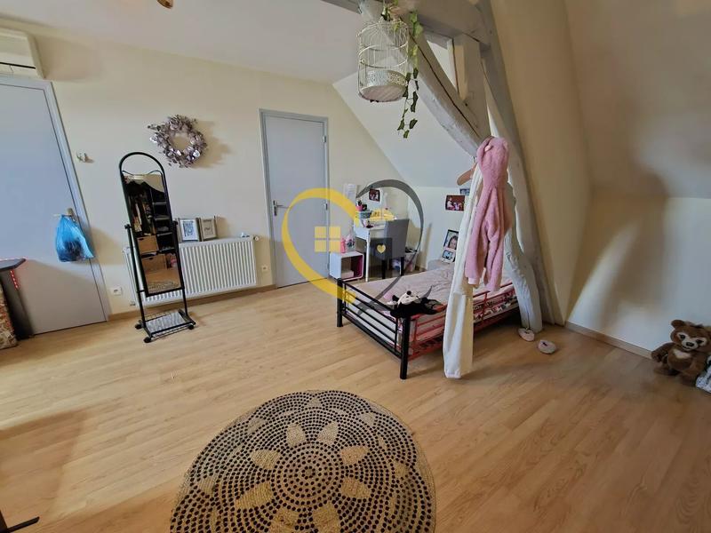 Maison - 185 m² - 6 pièces