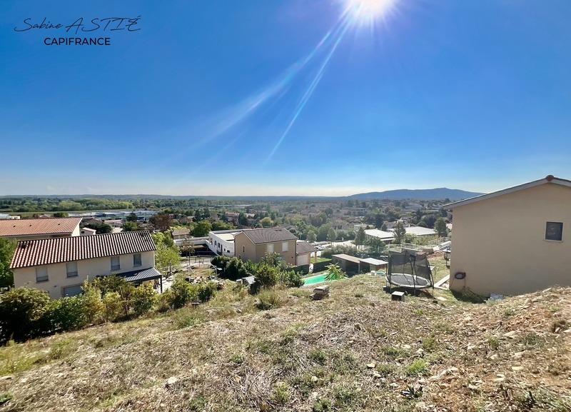 Maison - 144 m² - 6 pièces