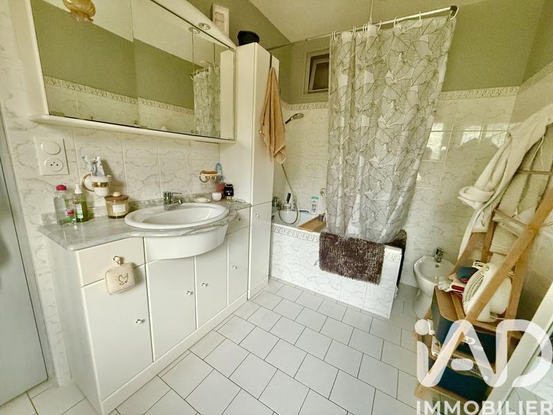 Maison - 98 m² - 4 pièces