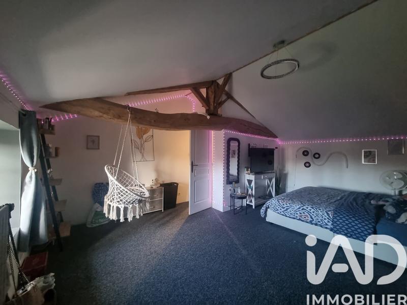 Maison - 230 m² - 7 pièces