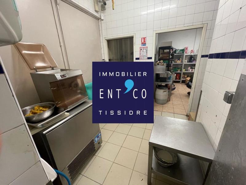 Local d'activité / Entrepôt - 700 m²