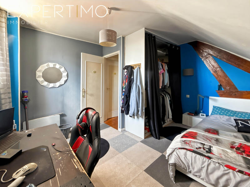 Maison - 135 m² - 6 pièces