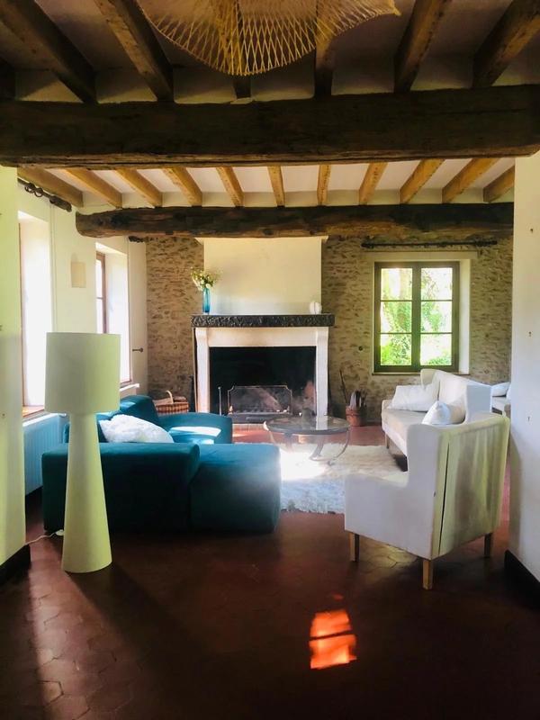 Maison - 300 m² - 8 pièces