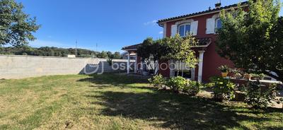 Maison - 145 m² - 7 pièces