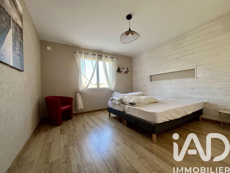 Maison - 217 m² - 7 pièces