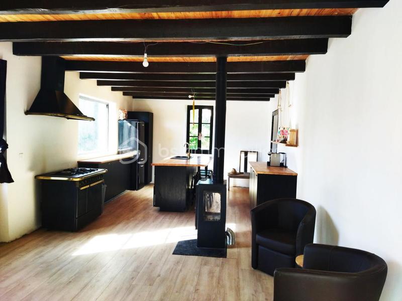 Maison - 215 m² - 7 pièces