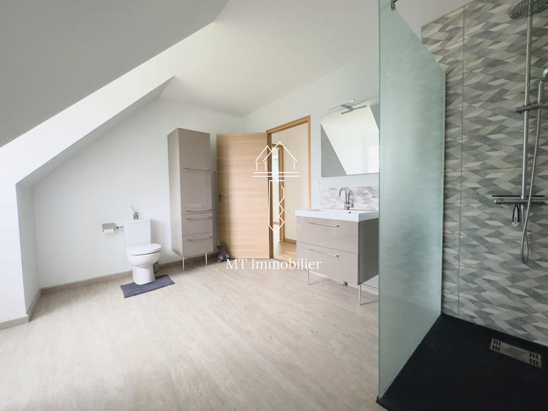 Maison contemporaine - 196 m² - 7 pièces