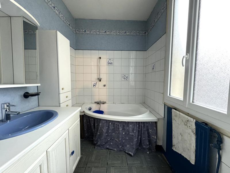 Appartement - 82 m² - 4 pièces