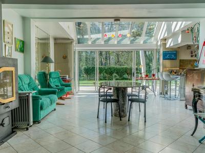 Maison - 209 m² - 6 pièces