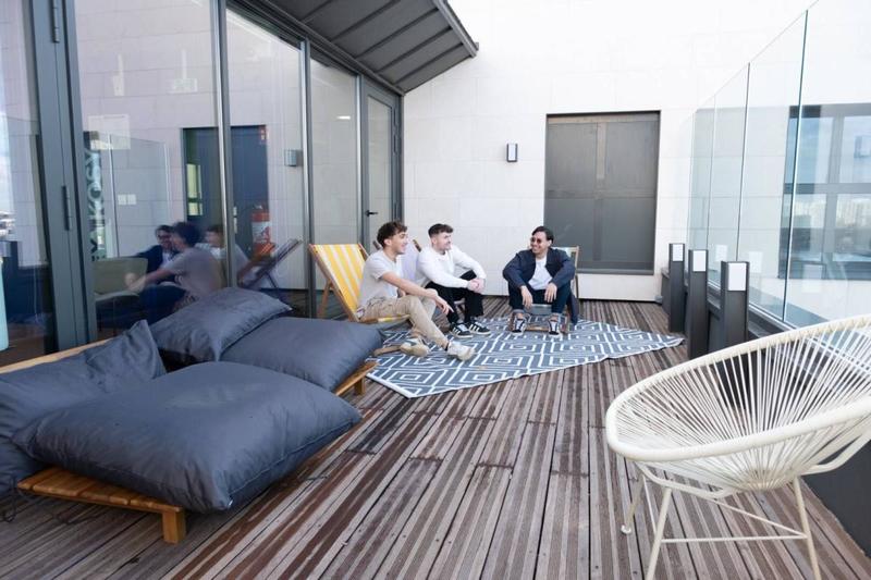 Appartement - 13 m² - 6 pièces