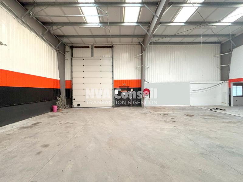 Entrepôt - 1 258 m²