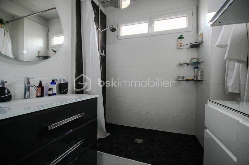 Appartement - 57 m² - 3 pièces