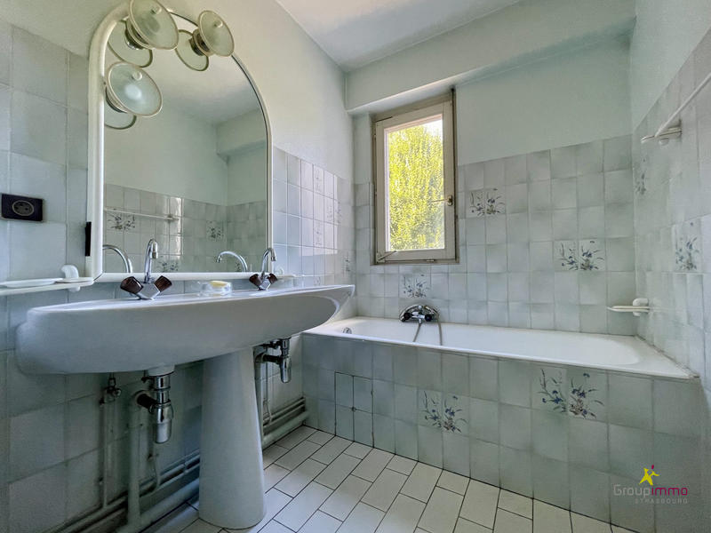 Appartement - 96 m² - 4 pièces