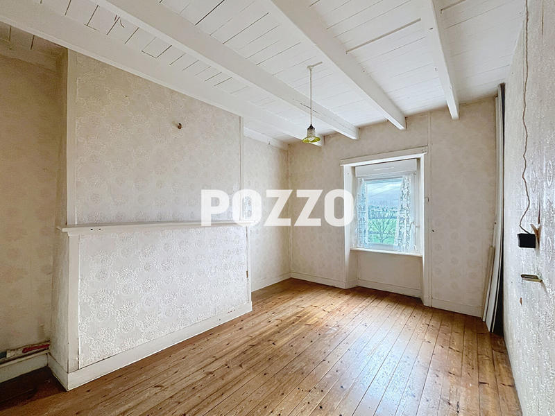 Maison - 136 m² - 8 pièces