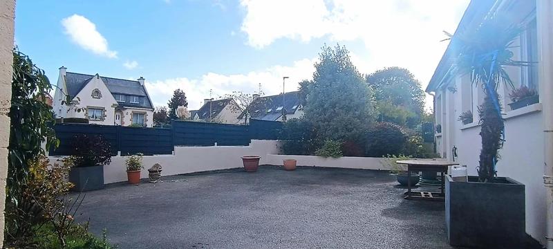 Maison - 199 m² - 8 pièces