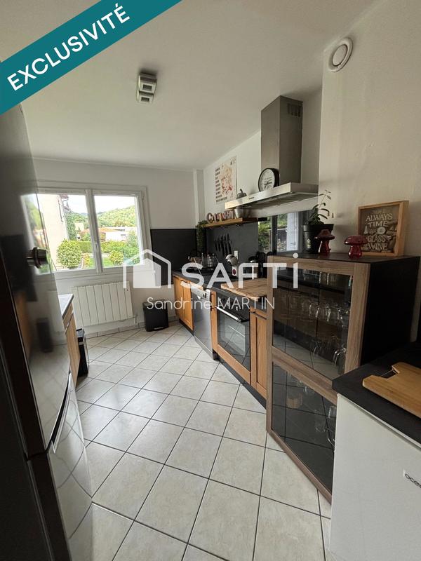 Appartement - 77 m² - 3 pièces