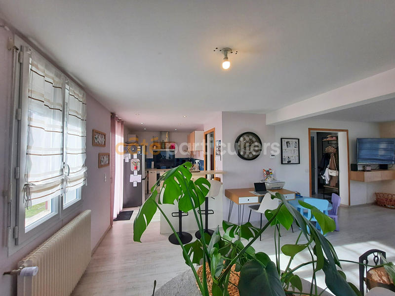Maison - 93 m² - 4 pièces