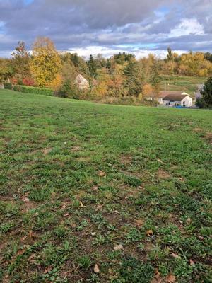 Terrain constructible - 1 450 m²