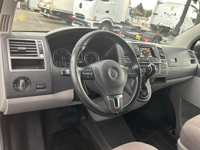 Volkswagen Caravelle 2.0 Tdi 140 Confortline Dsg7 Long 8 Places