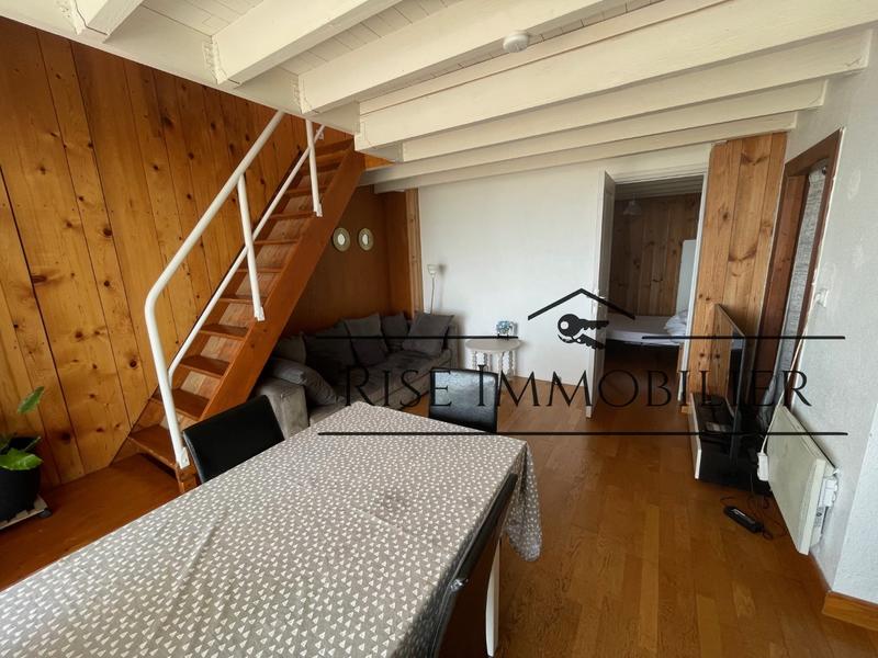 Appartement - 81 m² - 4 pièces