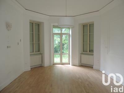 Maison - 313 m² - 14 pièces