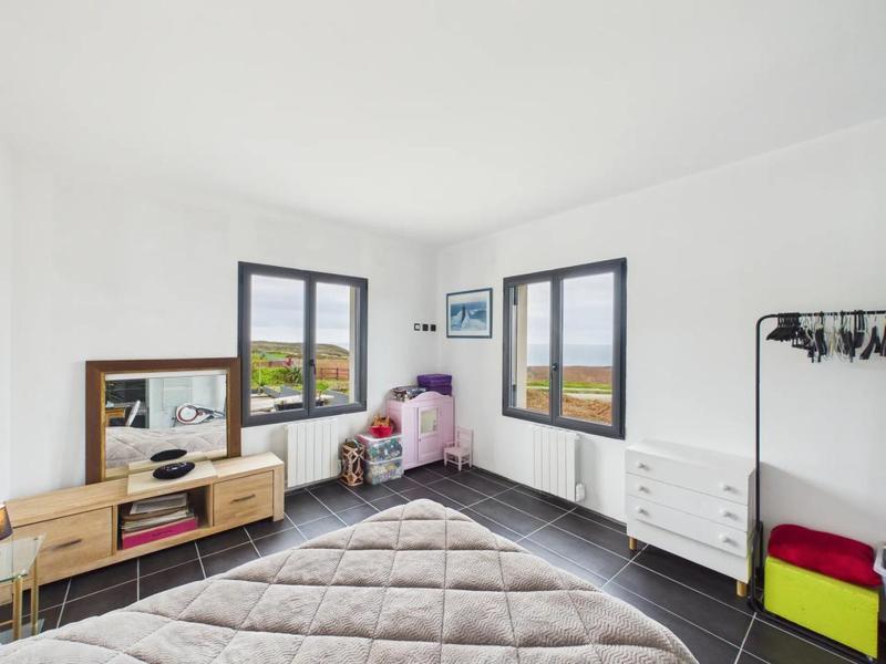 Maison - 357 m² - 11 pièces