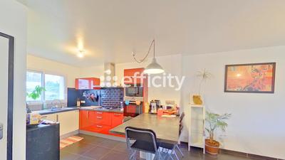 Pavillon - 94 m² - 4 pièces