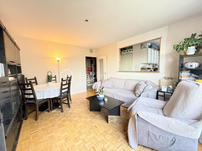 Appartement - 76 m² - 4 pièces