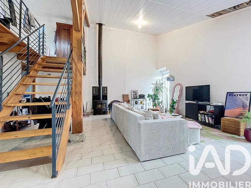 Maison - 270 m² - 10 pièces
