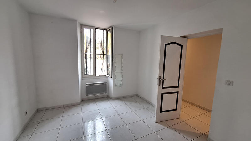 Appartement - 85 m² - 3 pièces