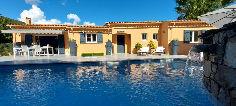 Villa - 161 m² - 5 pièces