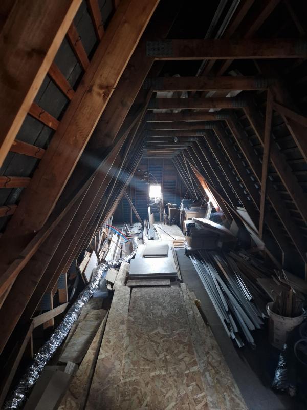 Immeuble - 140 m² - 9 pièces