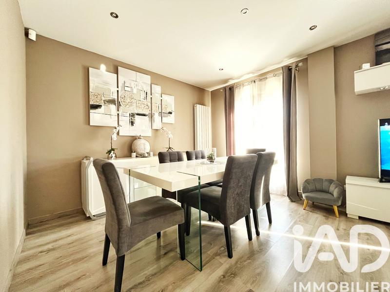 Maison - 120 m² - 5 pièces