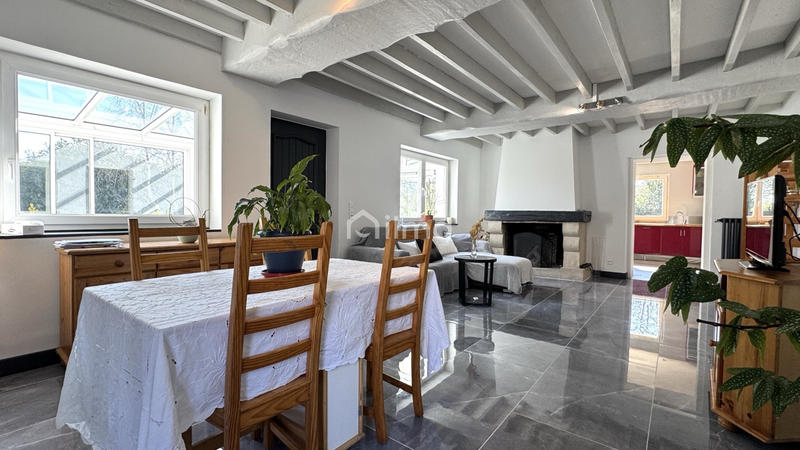 Maison - 159 m² - 6 pièces
