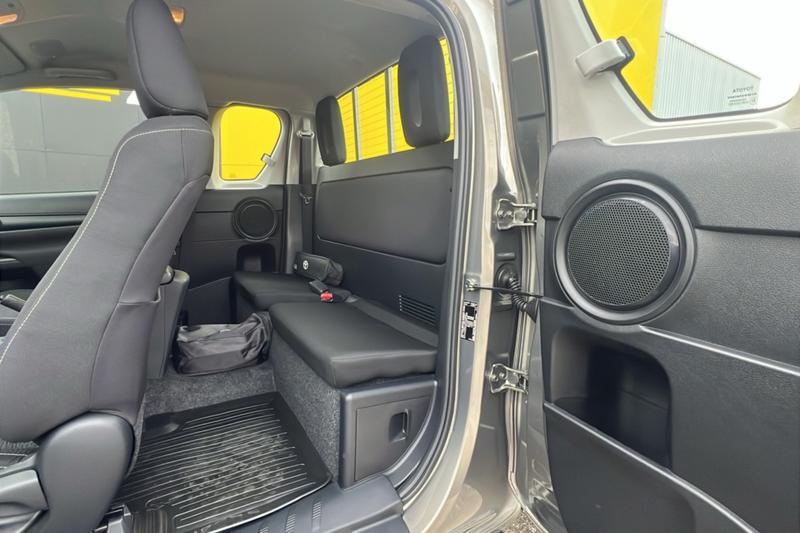 Toyota Hilux 2.8 204 X-Tra Cab le Cap