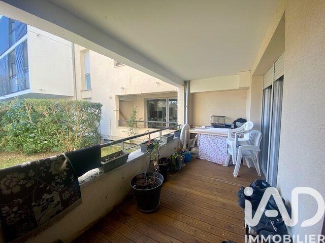 Appartement - 60 m² - 3 pièces