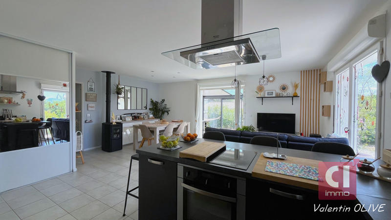 Maison - 108 m² - 5 pièces