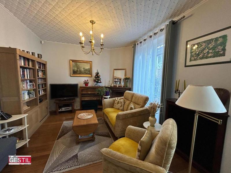 Maison - 100 m² - 5 pièces