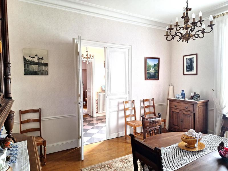 Maison - 171 m² - 6 pièces