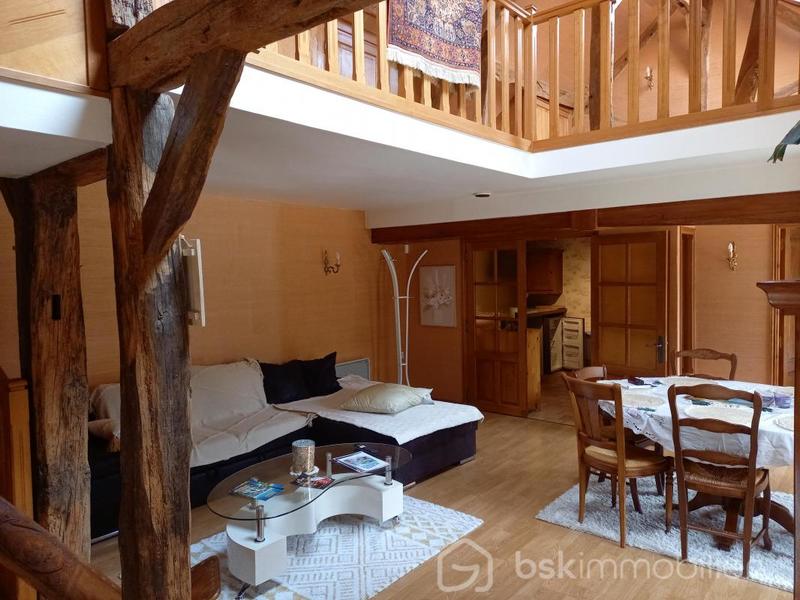 Maison - 205 m² - 8 pièces