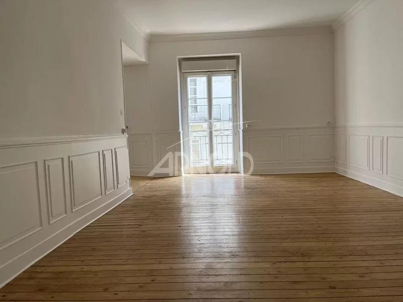 Bureau - 149 m² - 5 pièces