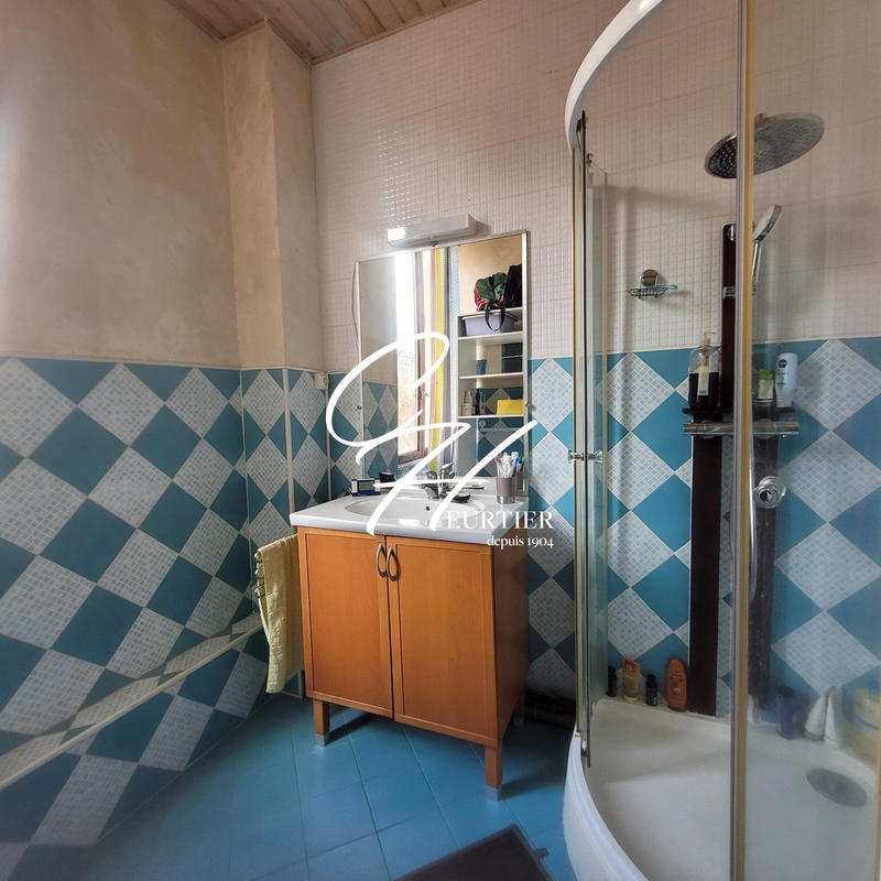 Appartement - 49 m² - 3 pièces