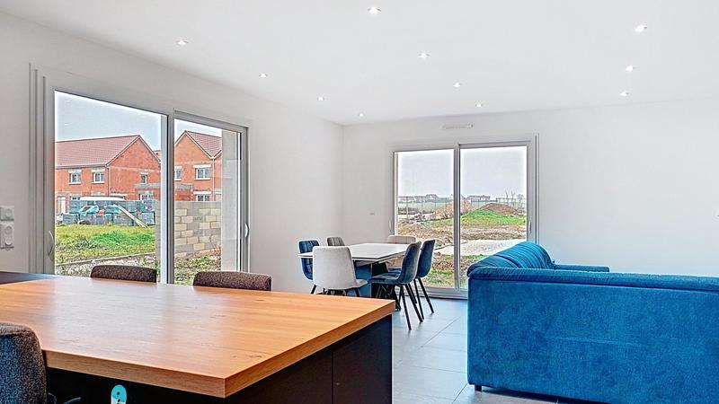 Maison - 95 m² - 4 pièces