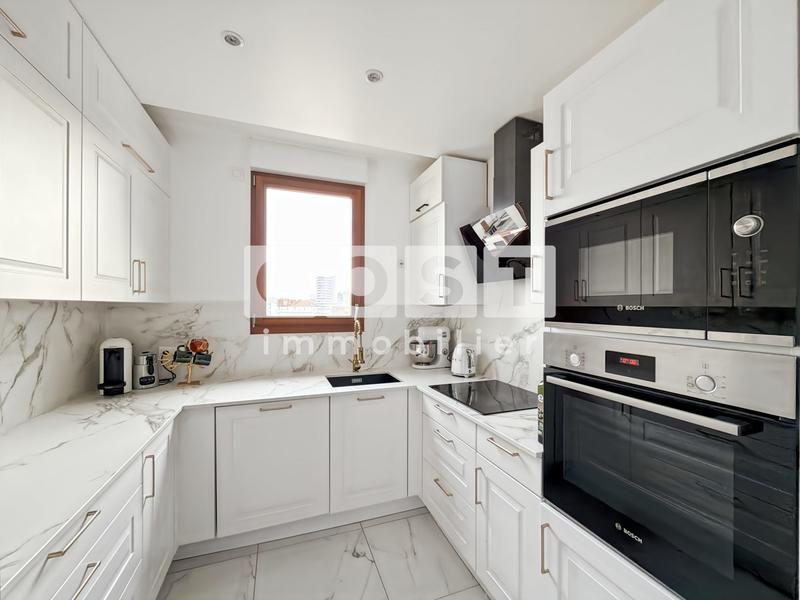 Appartement - 95 m² - 5 pièces