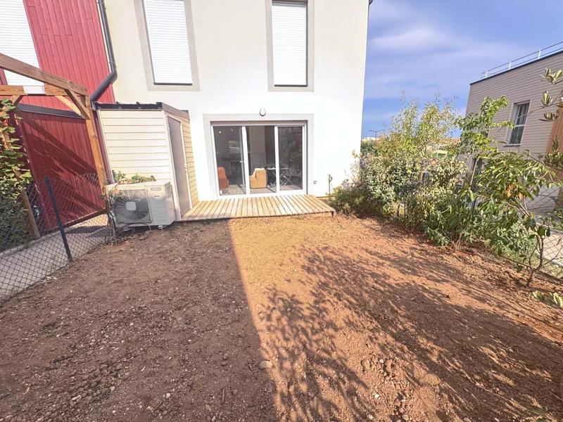 Maison - 80 m² - 4 pièces